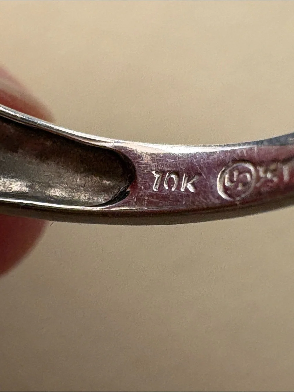 10k White Gold Diamond Stacker Band